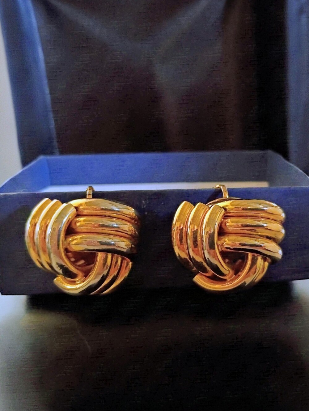 Trifari gold-tone love knot clip-on